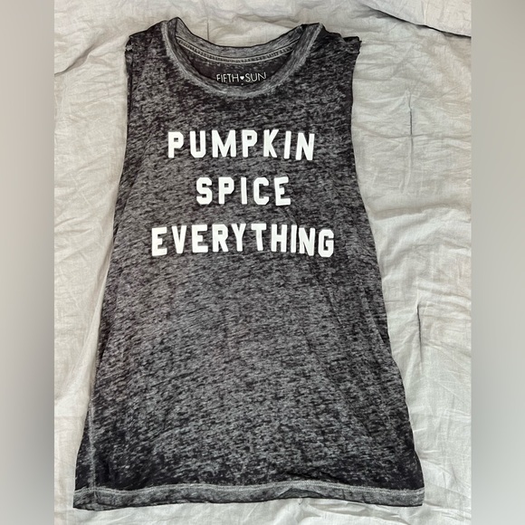 Woman’s Fall Sz M Fifth Sun Cut Off Tee - Picture 1 of 3
